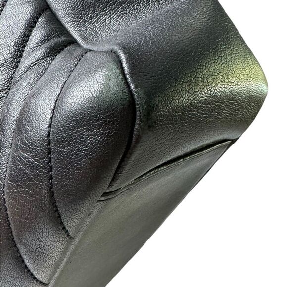 YSL Chevron Zippered Tote - Picture 6 of 16